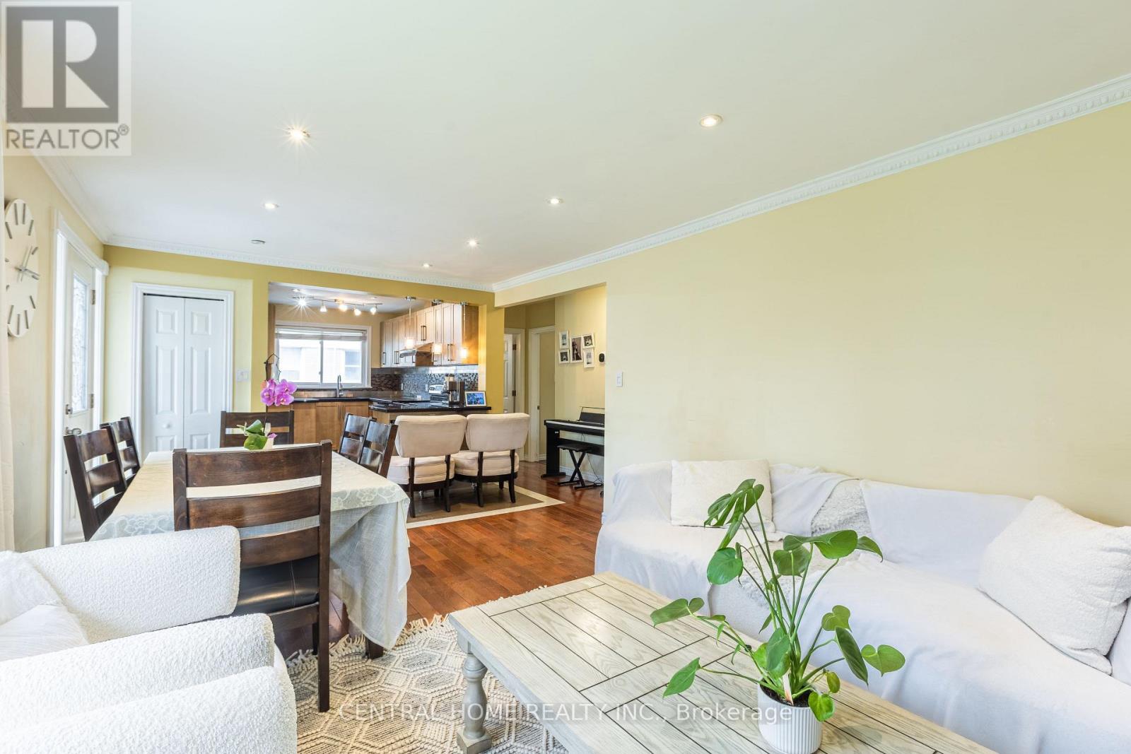 307 BOISDALE AVENUE - 5