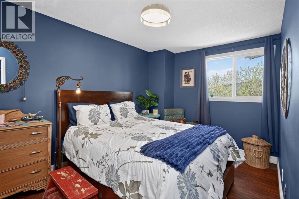 #23 643 4 Avenue NE - 19