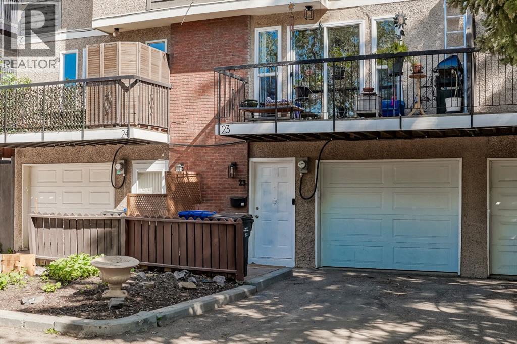 #23 643 4 Avenue NE - 32