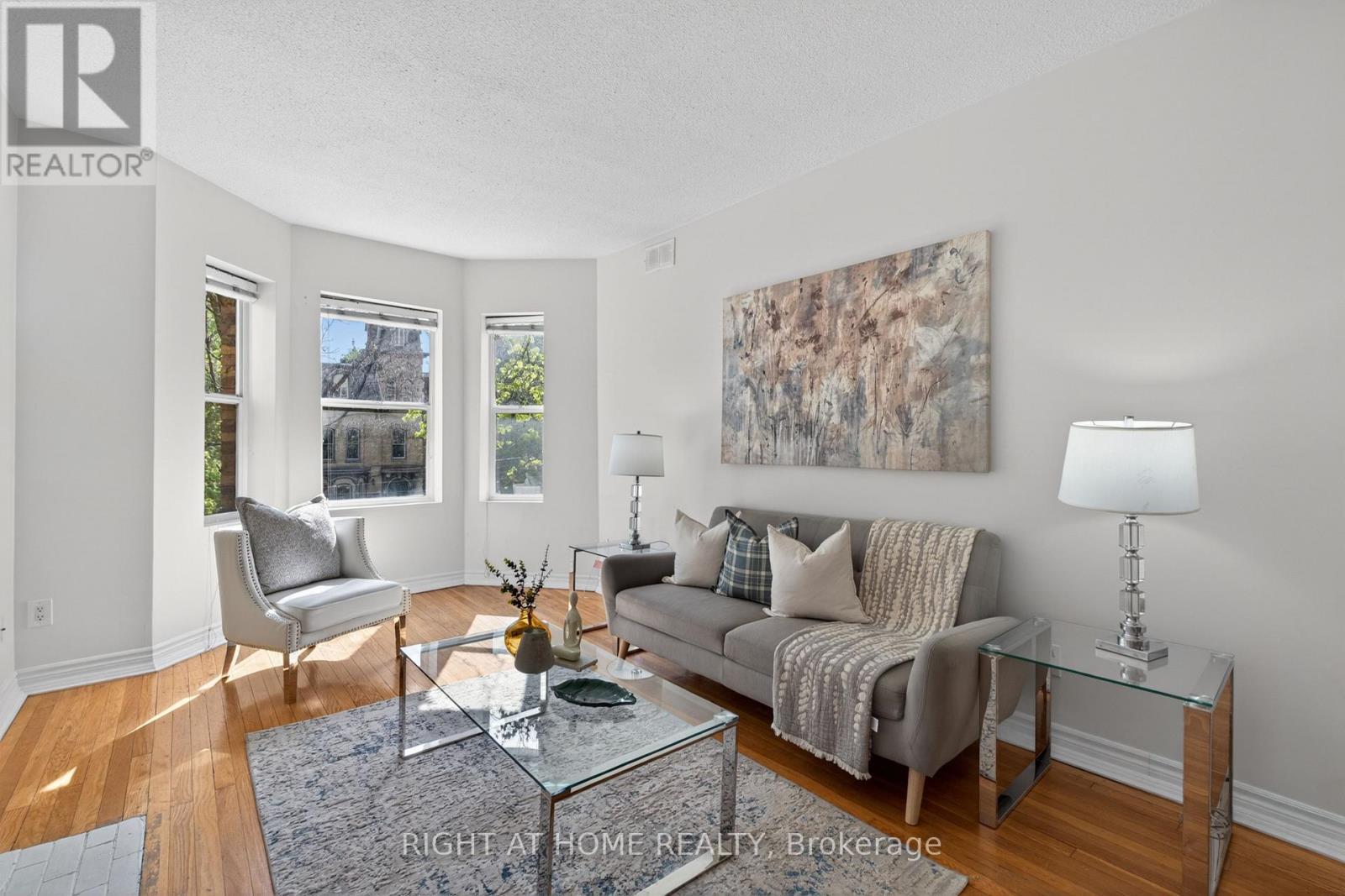 #301 412 JARVIS STREET - 11