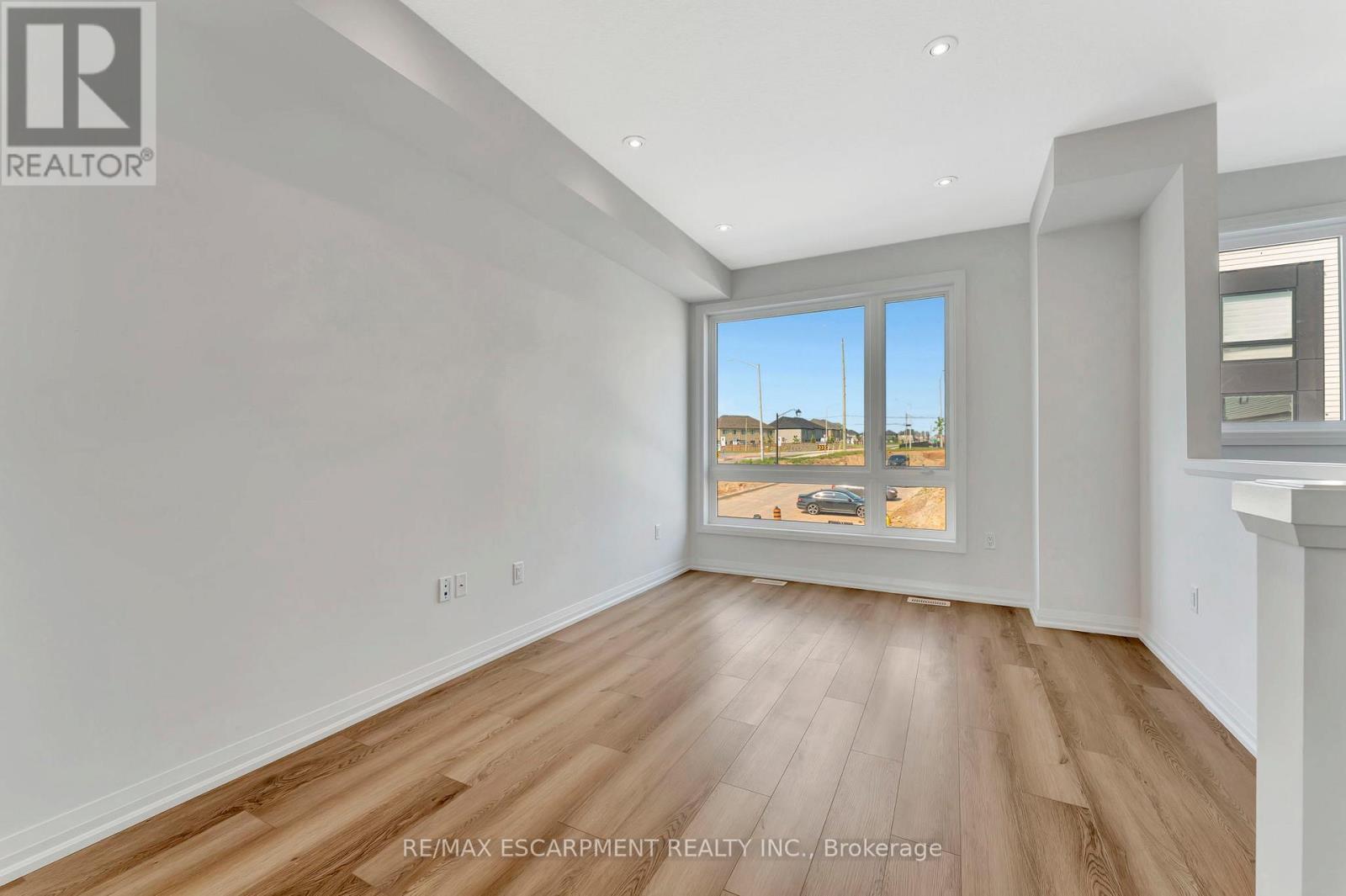 #90 55 TOM BROWN DRIVE - 8