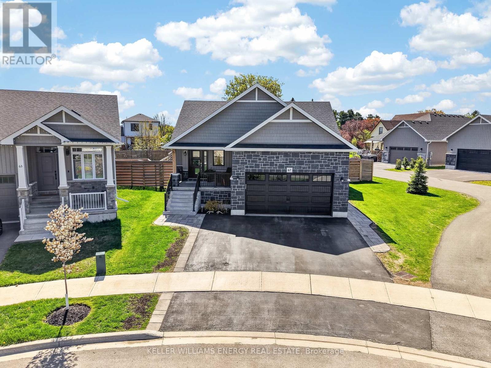 67 FARRINGTON CRESCENT - Image 2