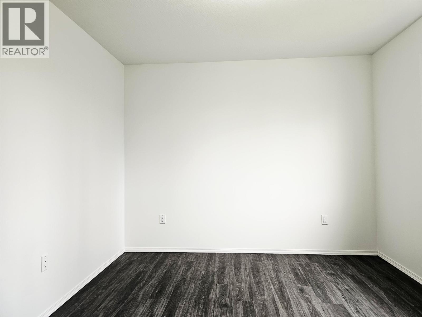 2335 MURPHY ROAD - 12