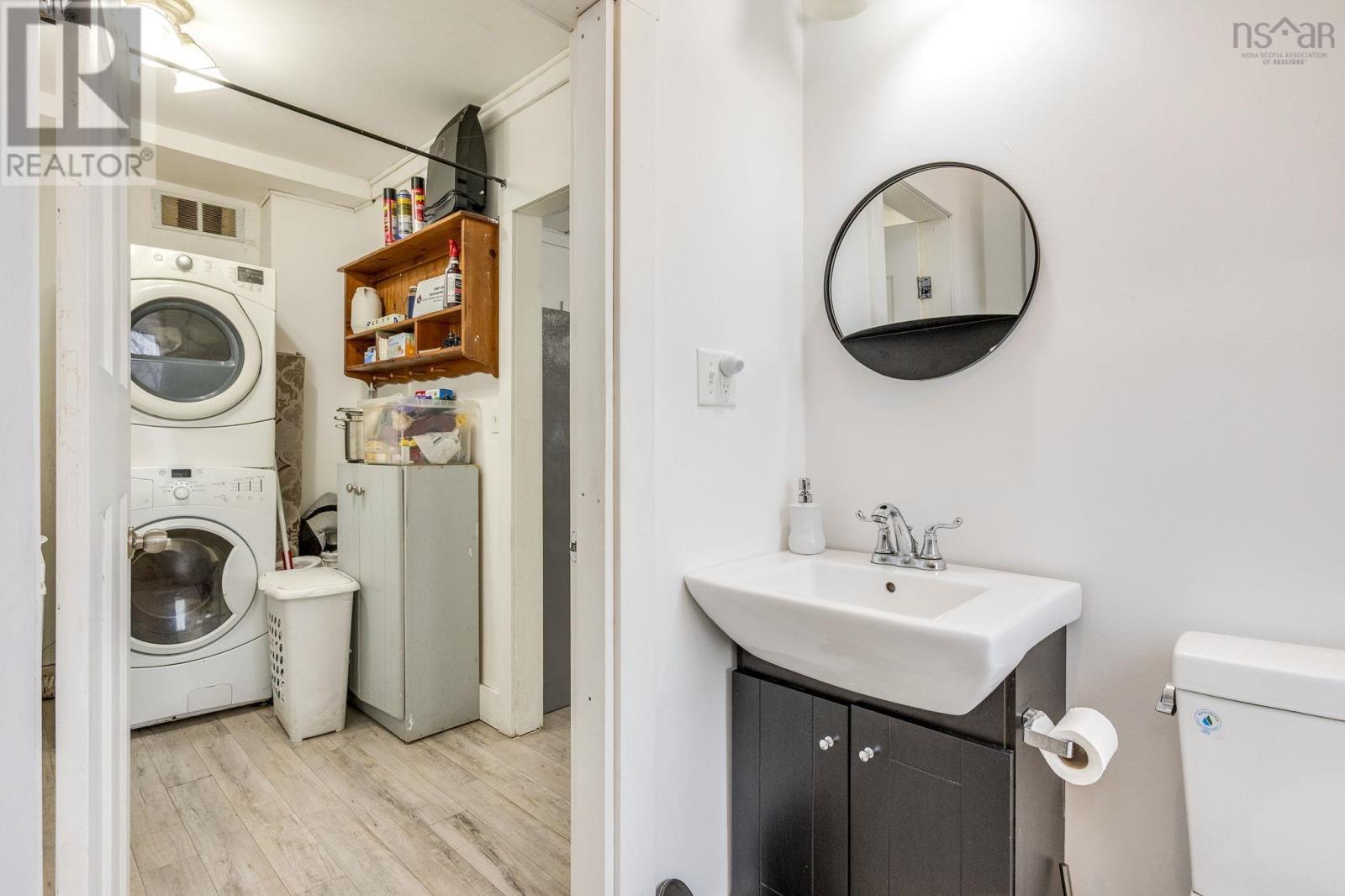 5615 Prospect Road - 11