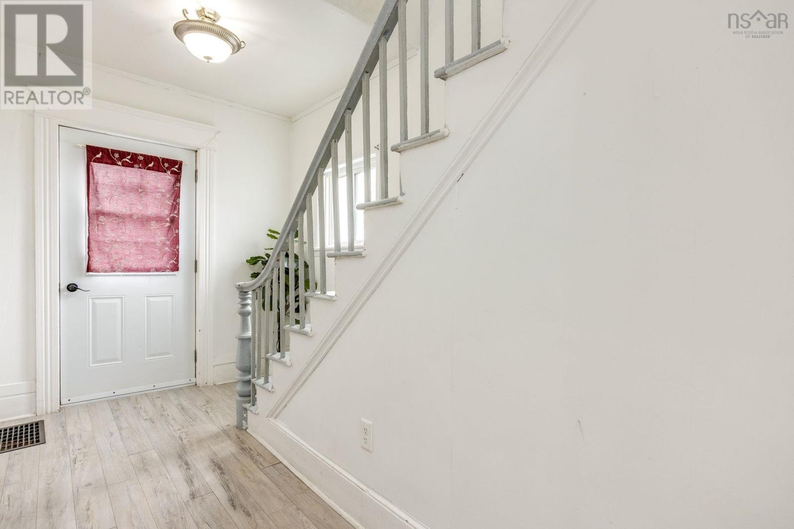 5615 Prospect Road - 15
