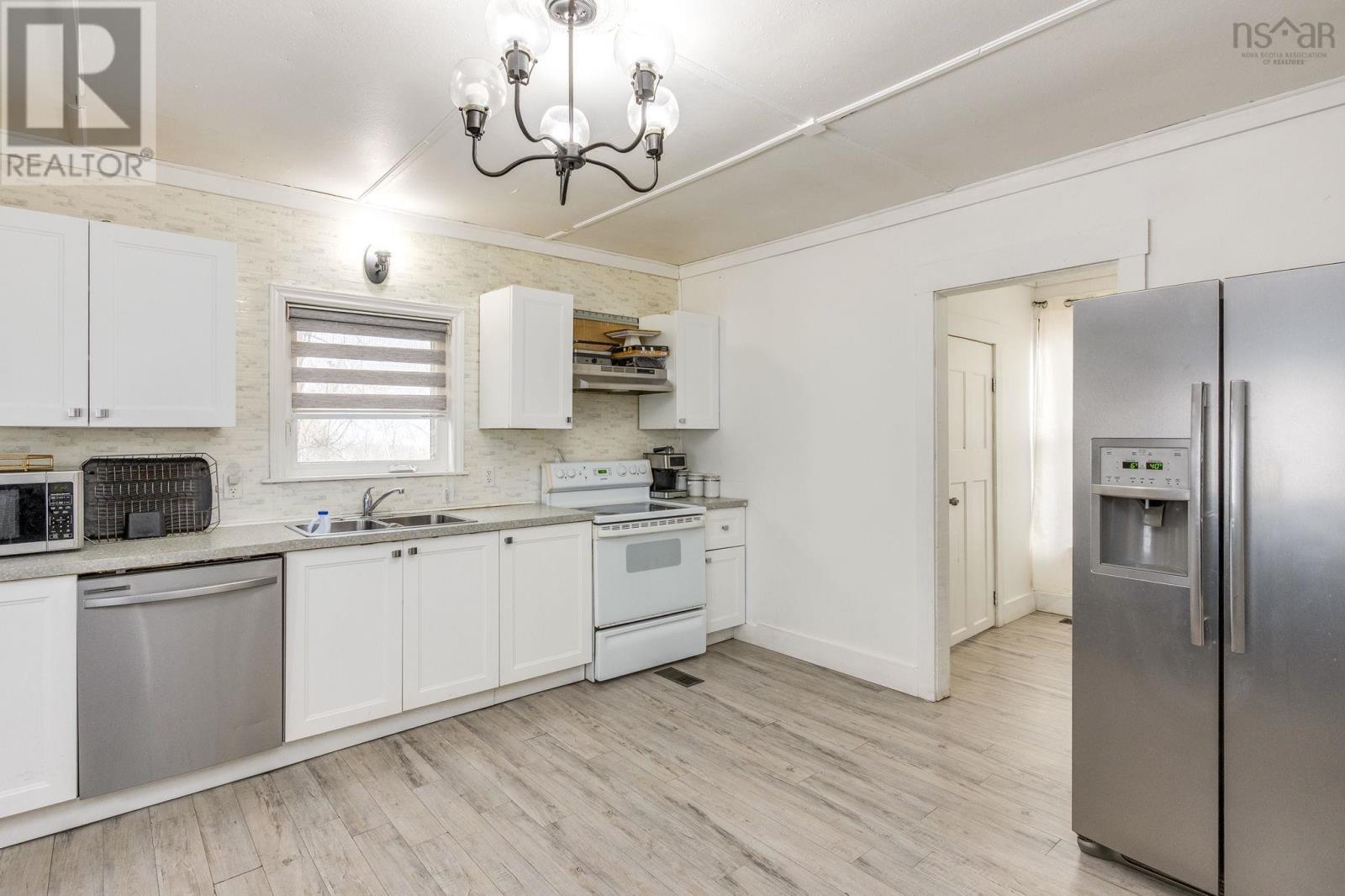 5615 Prospect Road - Image 2