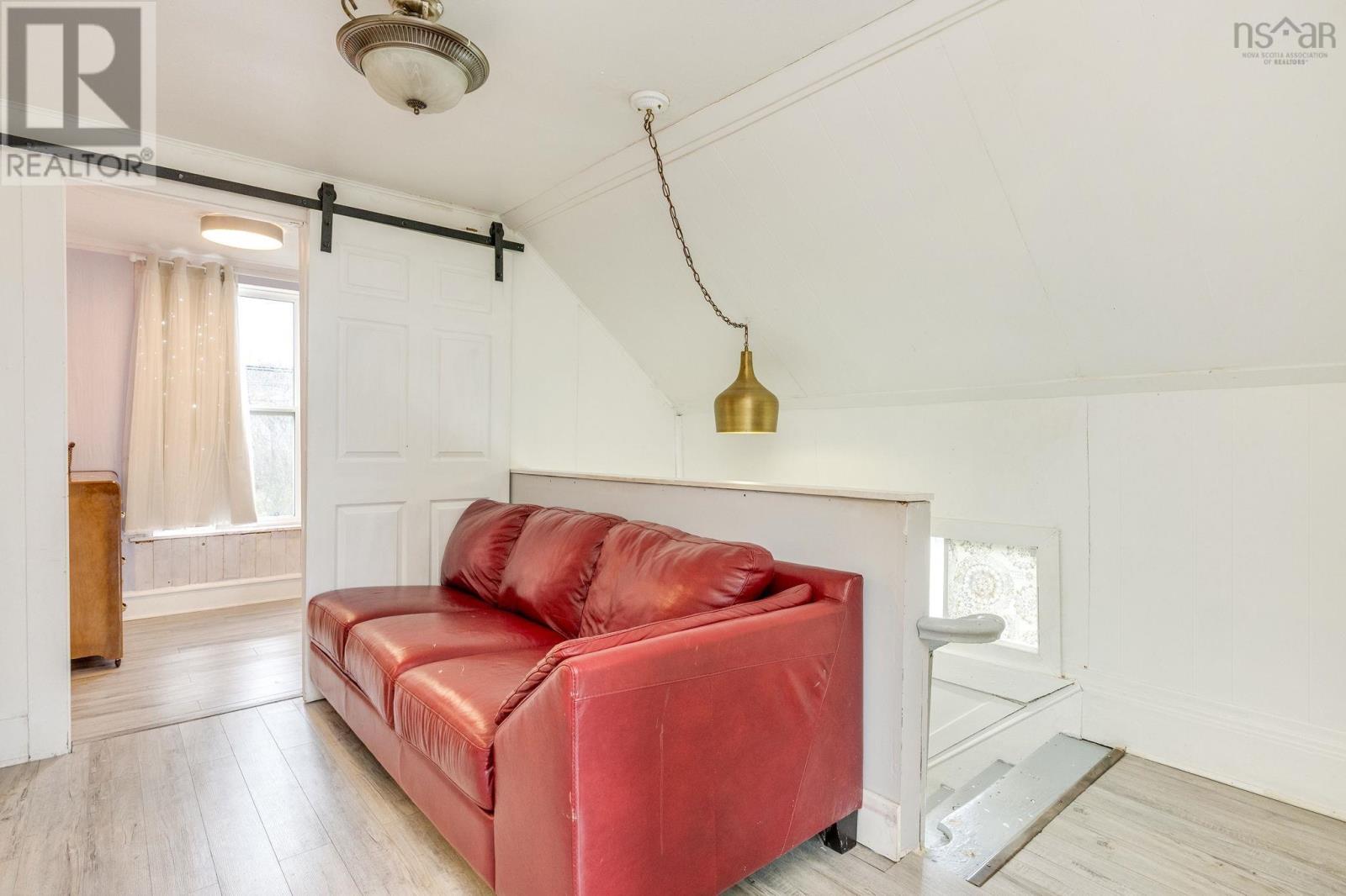 5615 Prospect Road - 17