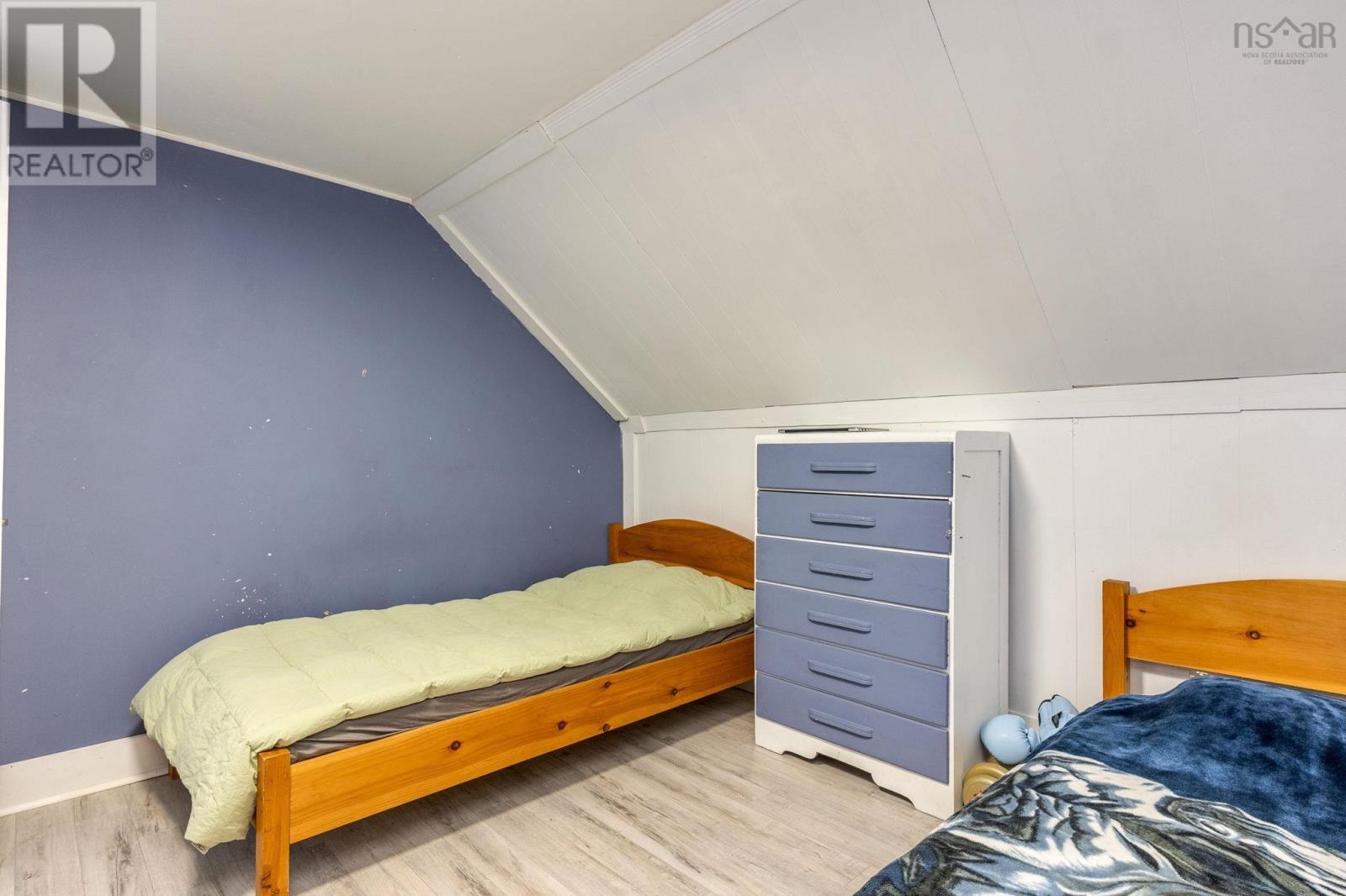 5615 Prospect Road - 27