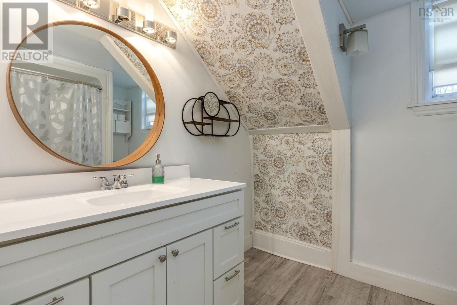 5615 Prospect Road - 30
