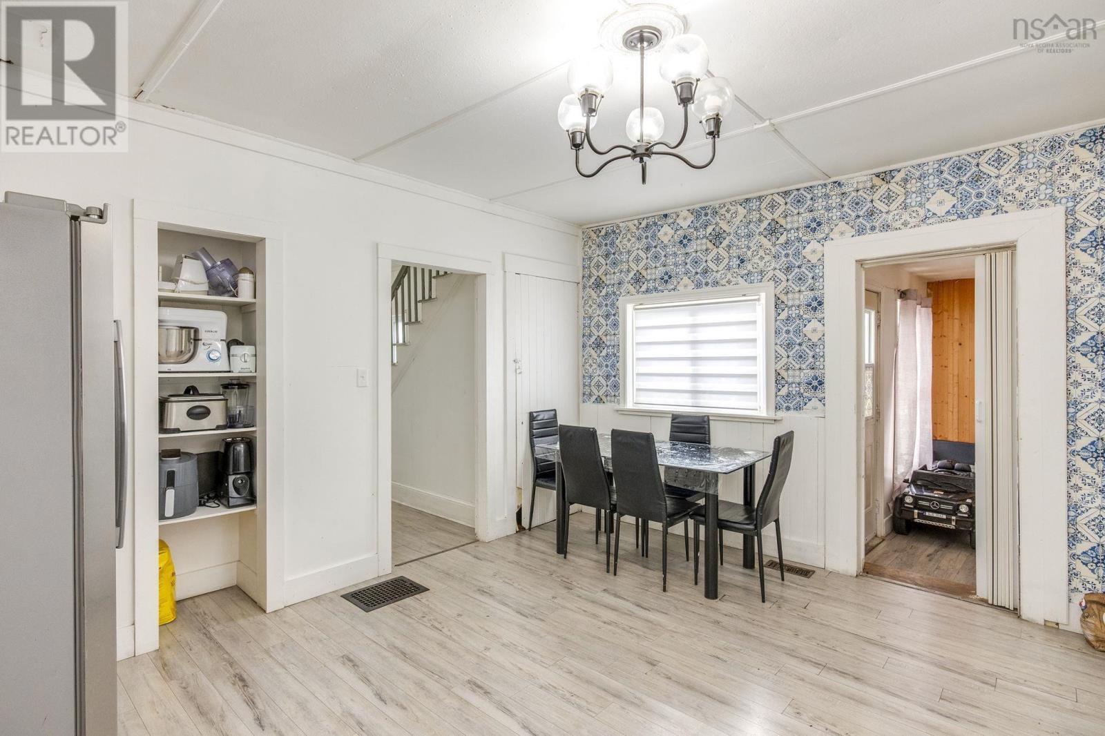 5615 Prospect Road - 5