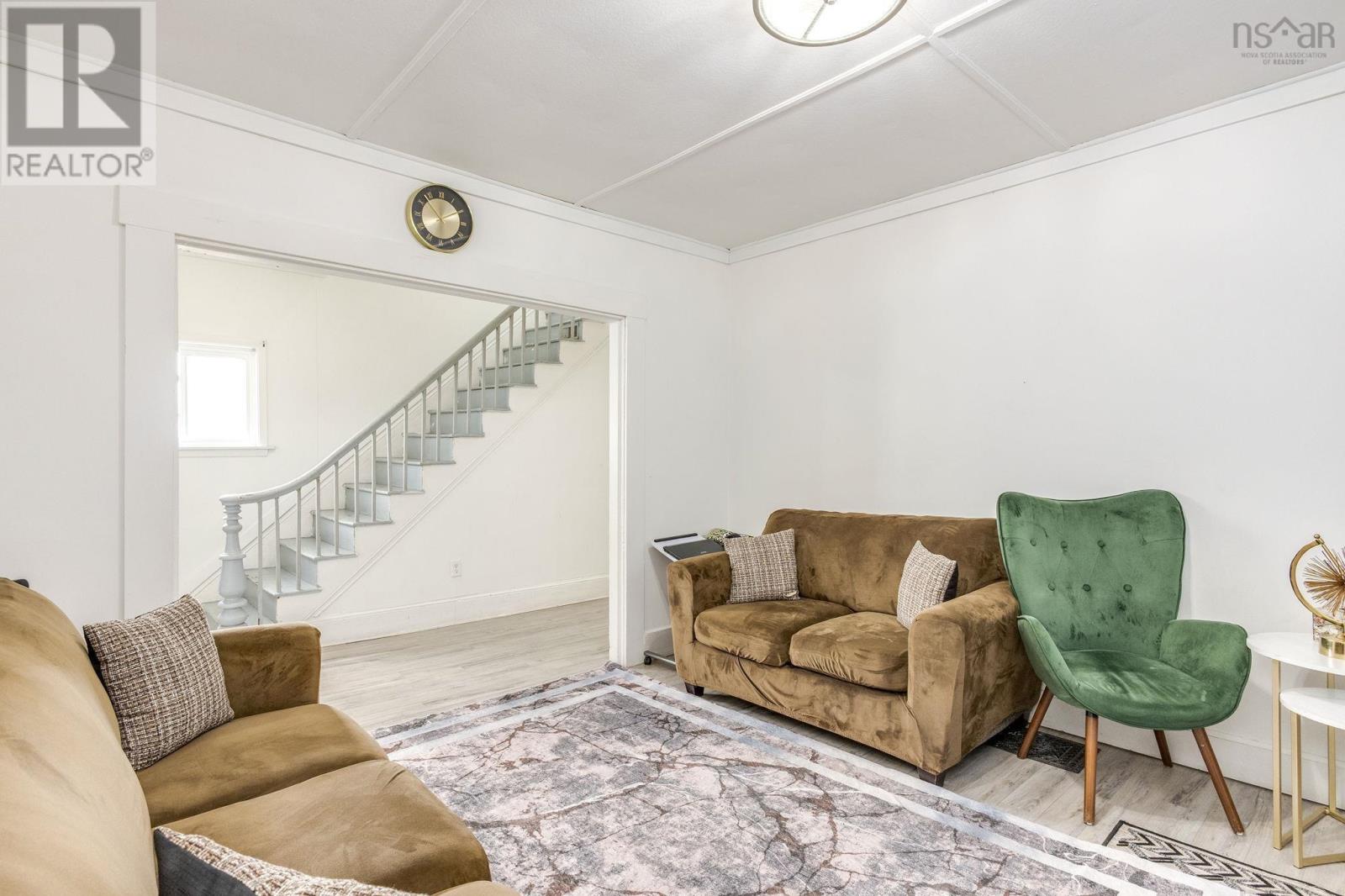 5615 Prospect Road - 8