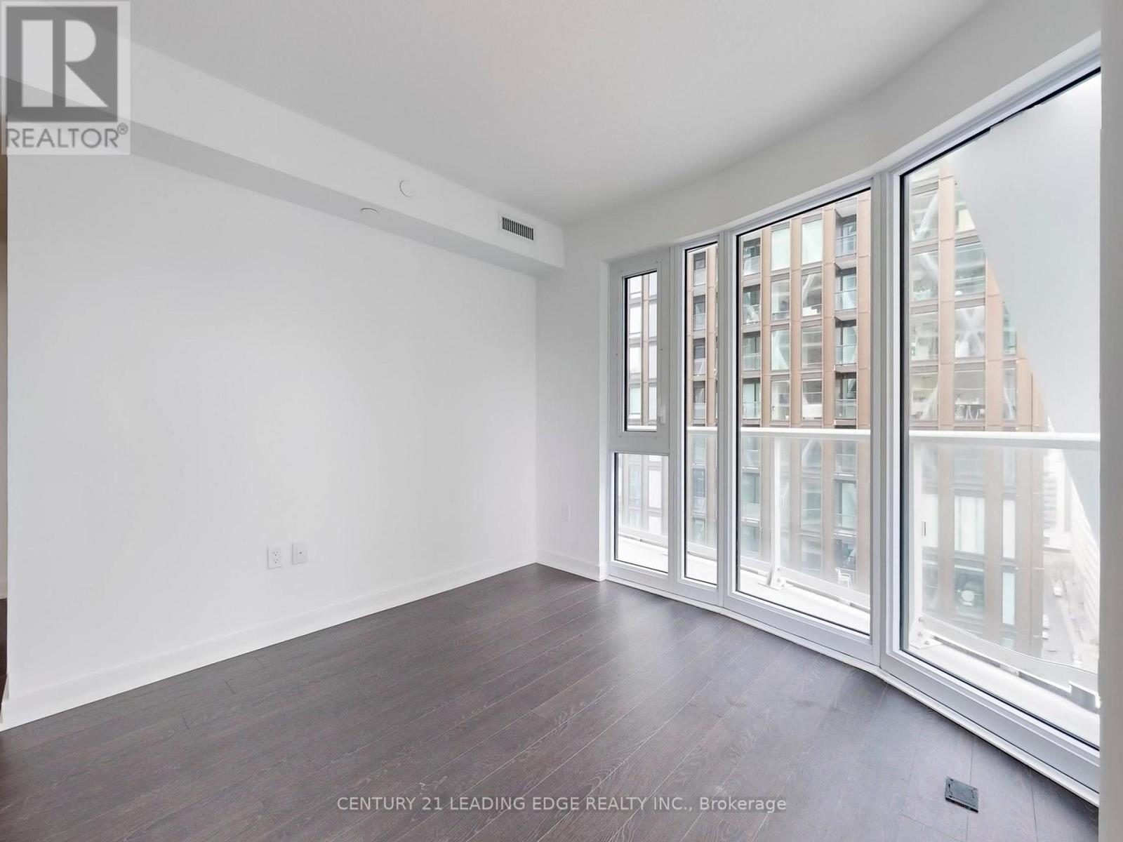 #2212 230 SIMCOE STREET - 5