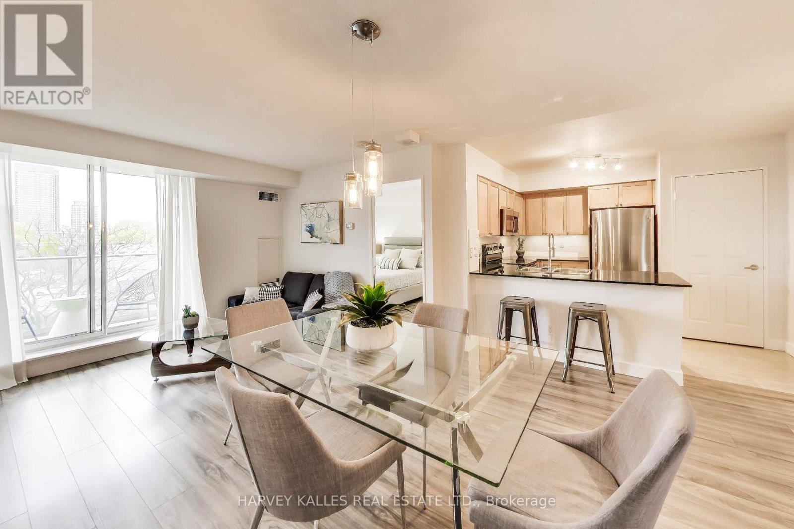 #401 1369 BLOOR STREET W - 9