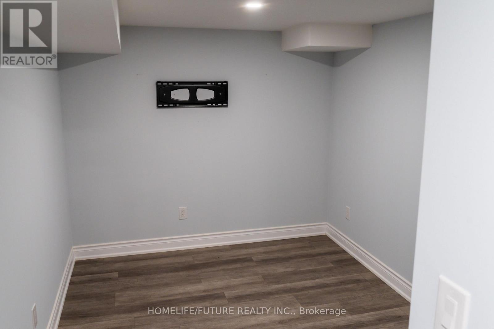 357 KIRKHAM DRIVE - 39