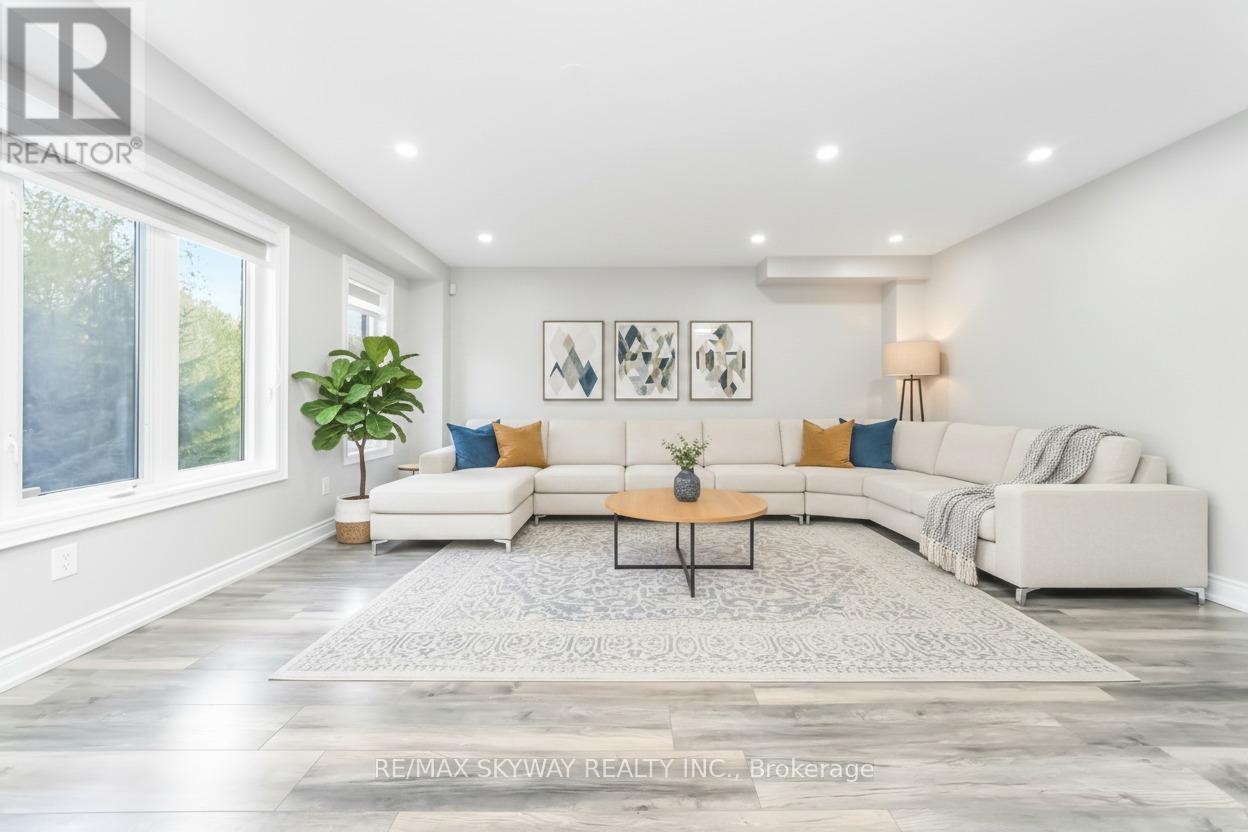 64 BERNARD AVENUE - 12