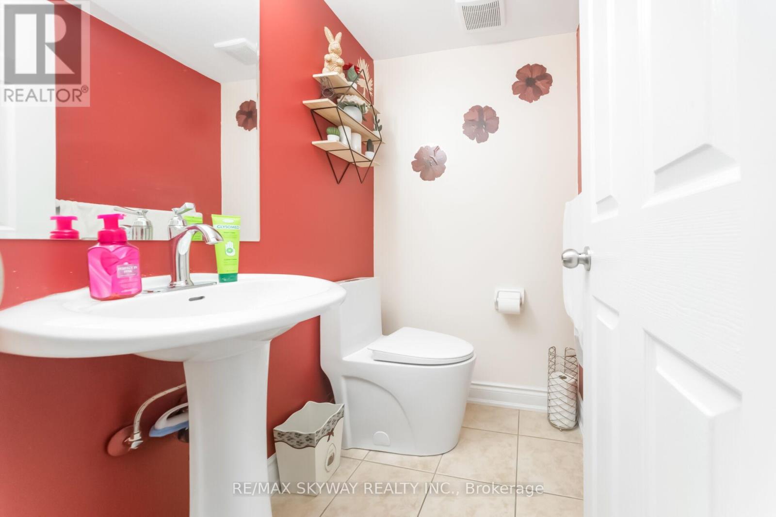 64 BERNARD AVENUE - 21