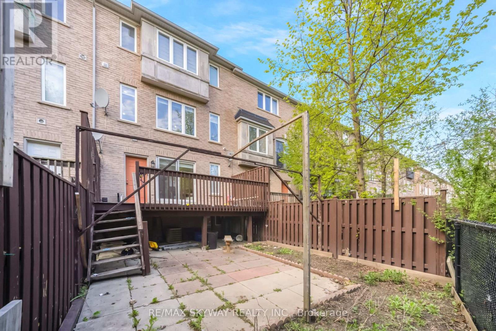 64 BERNARD AVENUE - 36