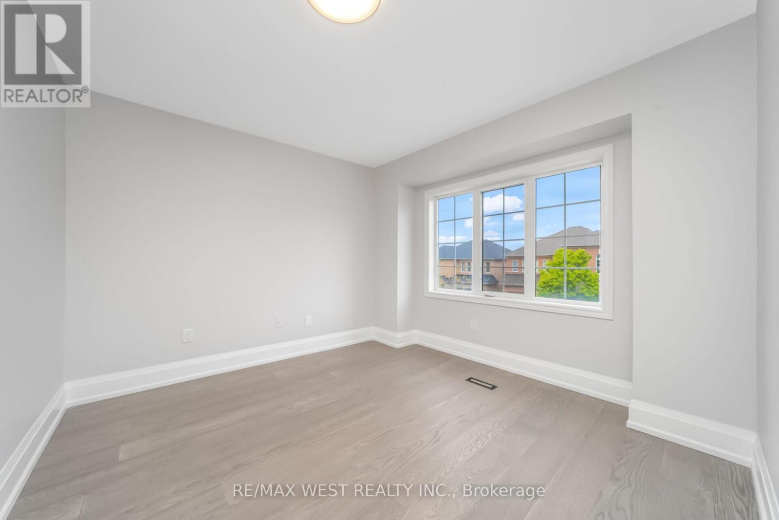 5843 RAINSPRING DRIVE - 33