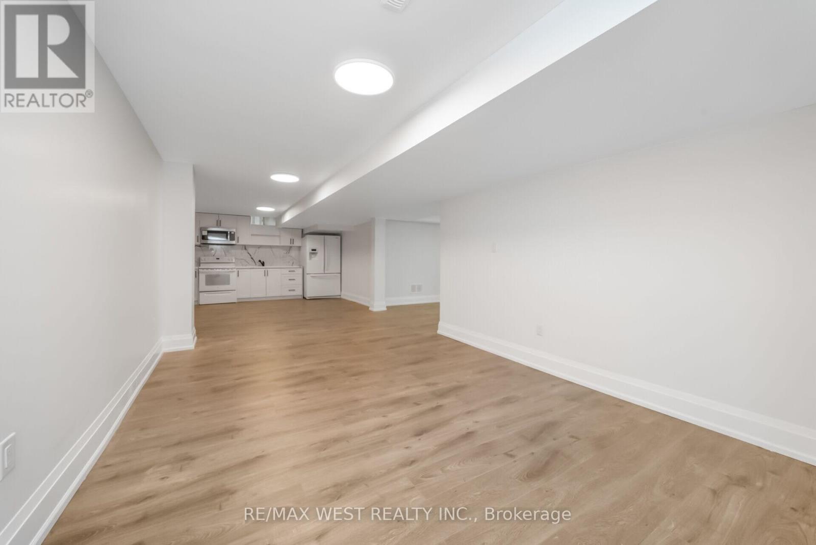 5843 RAINSPRING DRIVE - 39