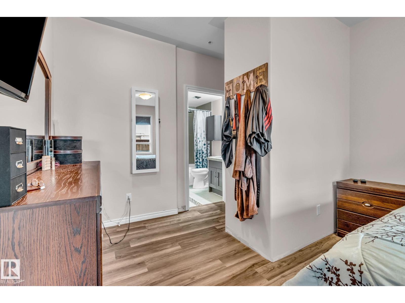 #104 10046 110 ST NW, Edmonton