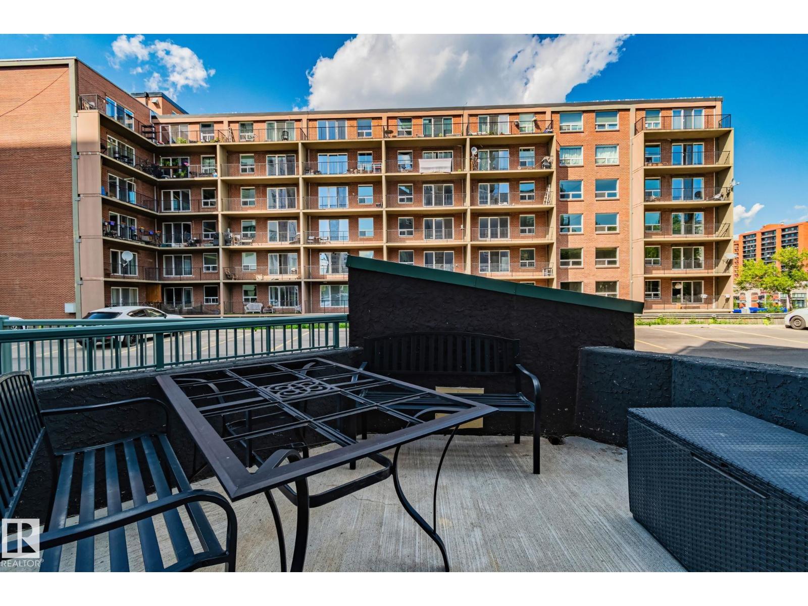 #104 10046 110 ST NW, Edmonton