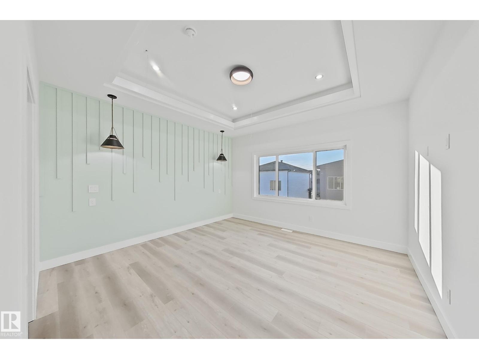 1738 62 AV NE - 27