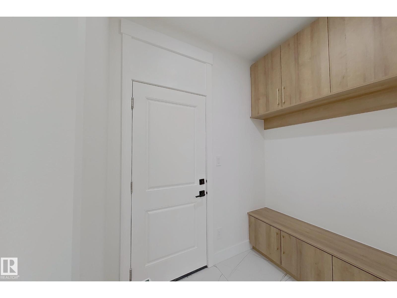 1738 62 AV NE - 6