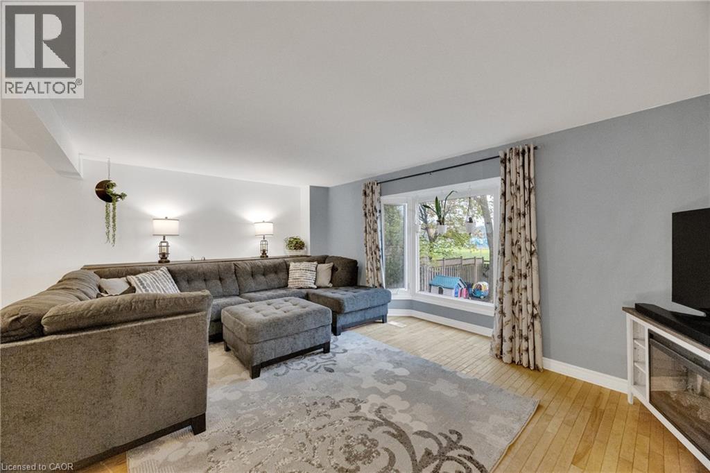 220 ROSEBANK Place - 15