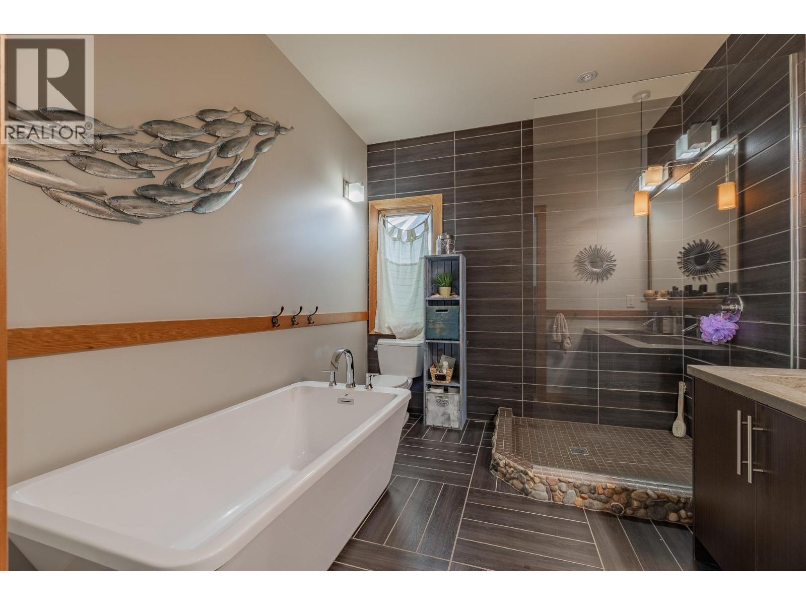 1373 Canterbury Way - 24