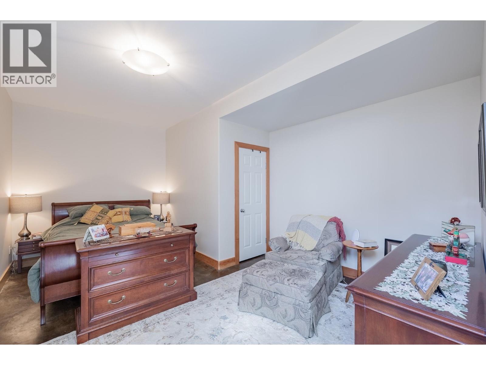 1373 Canterbury Way, Invermere