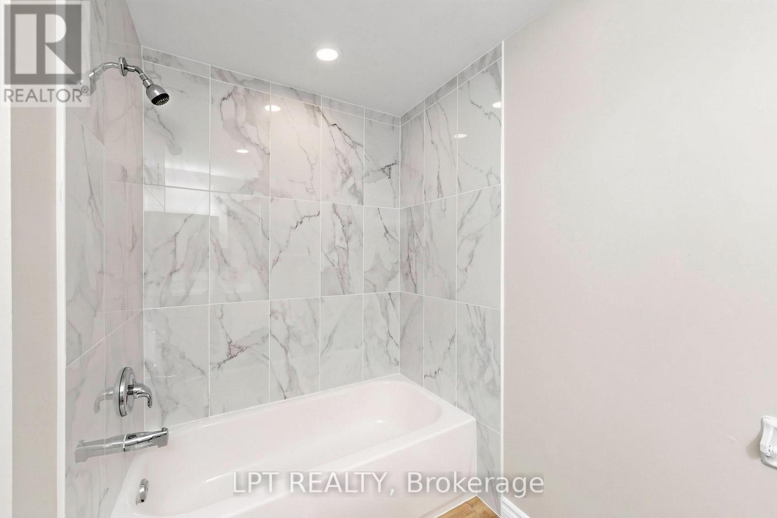 #32 1055 CENTRAL PK BOULEVARD N - 35