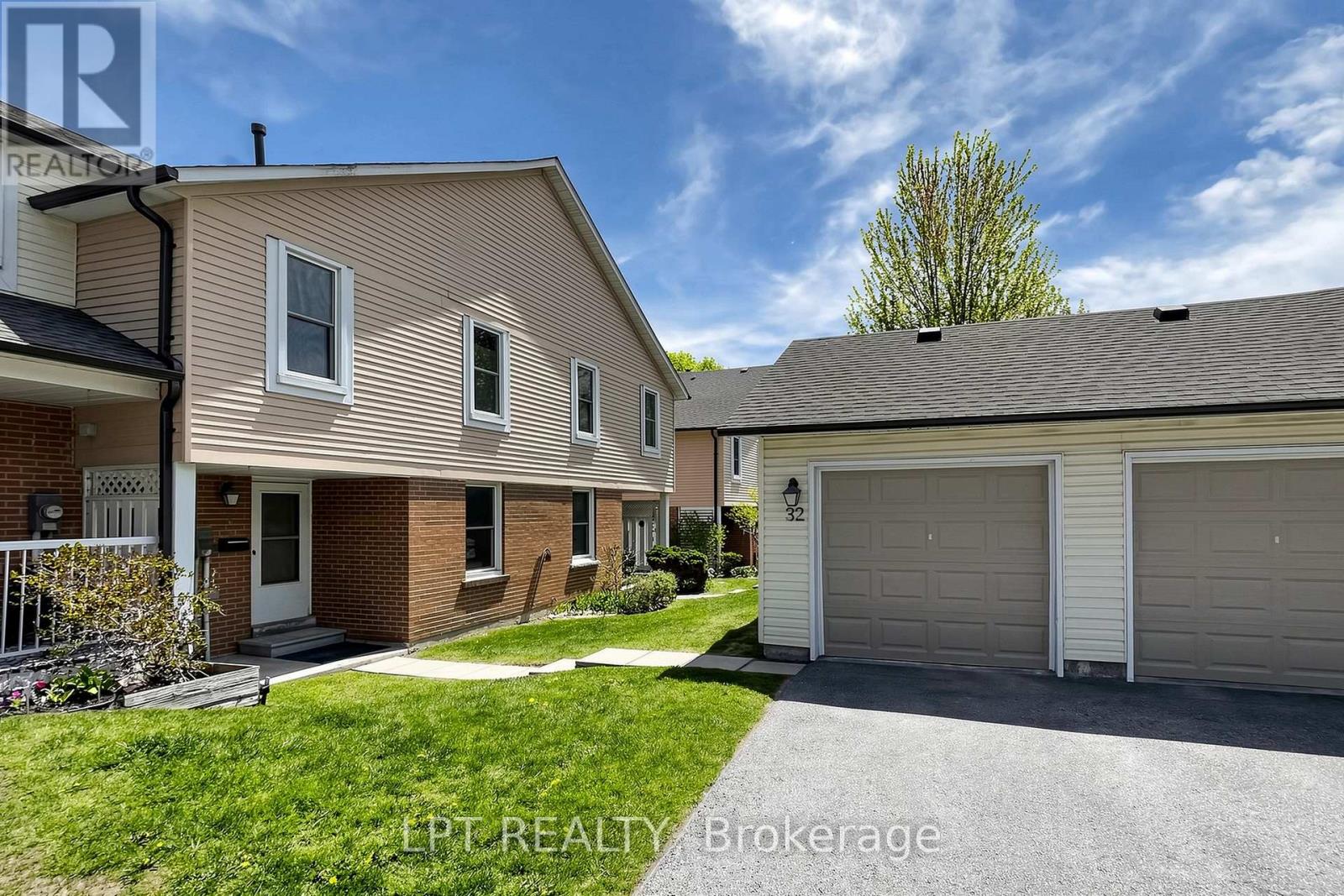 #32 1055 CENTRAL PK BOULEVARD N - 4