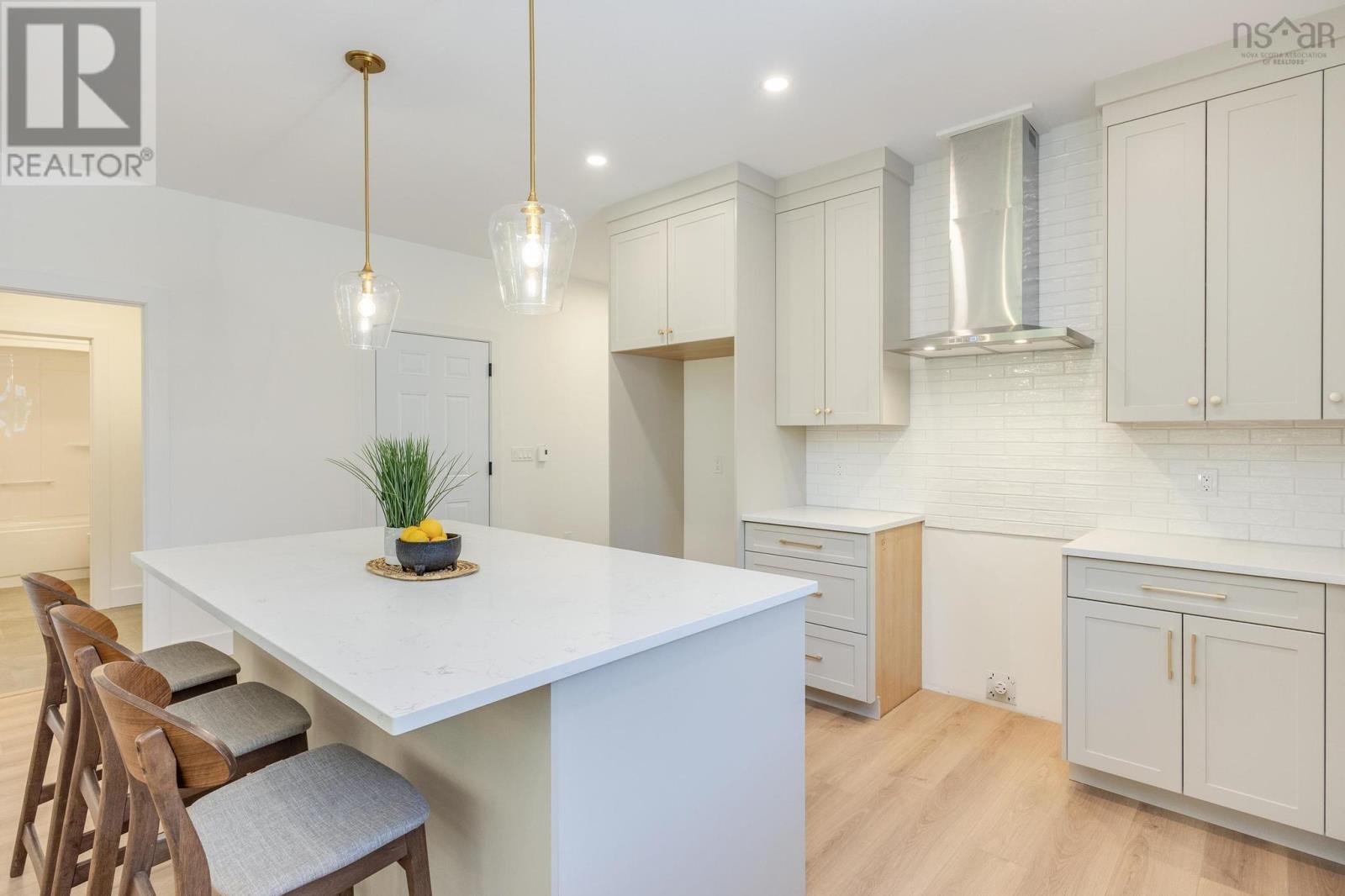 18 Whidden Avenue - 11