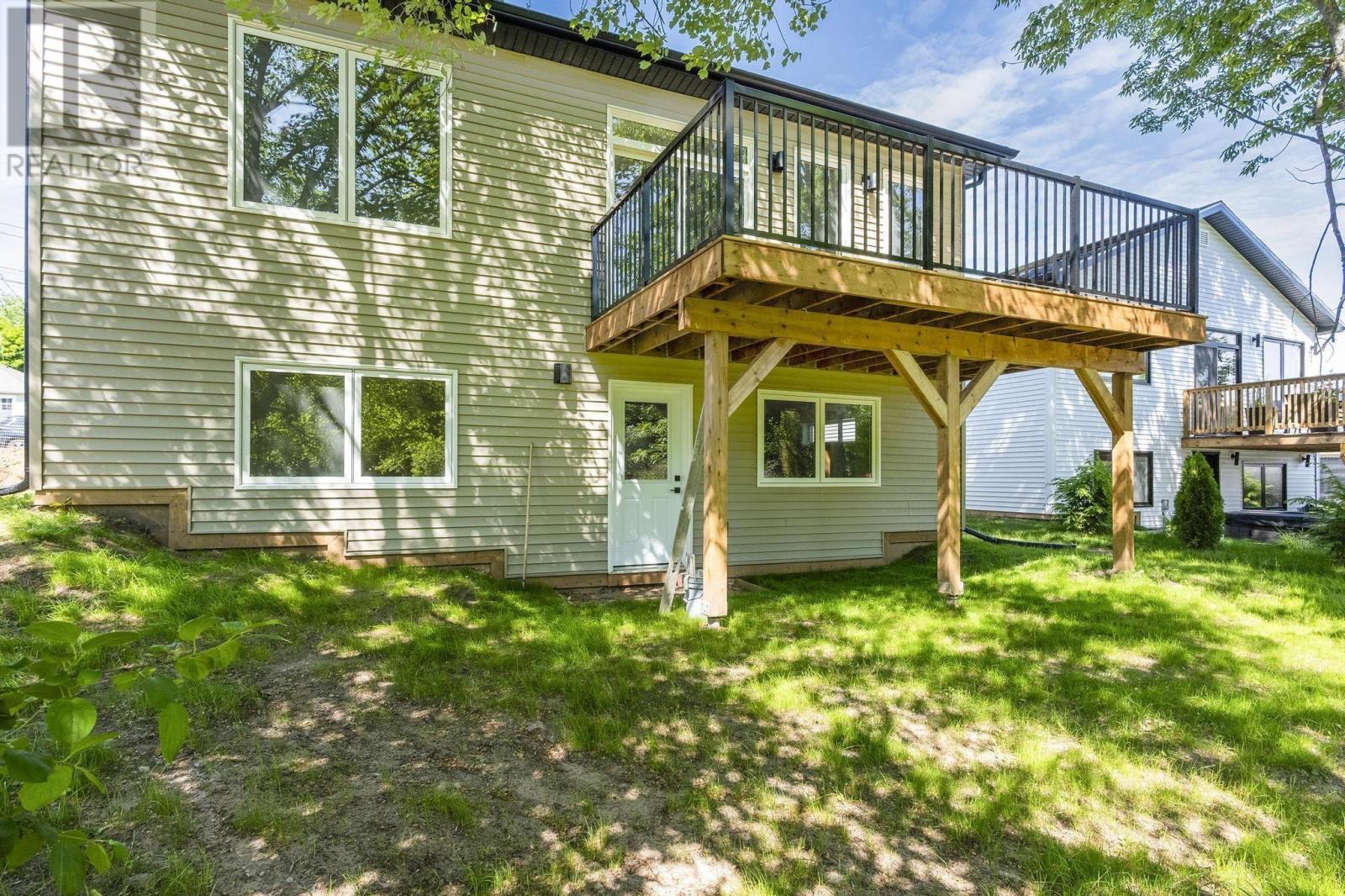18 Whidden Avenue - 4