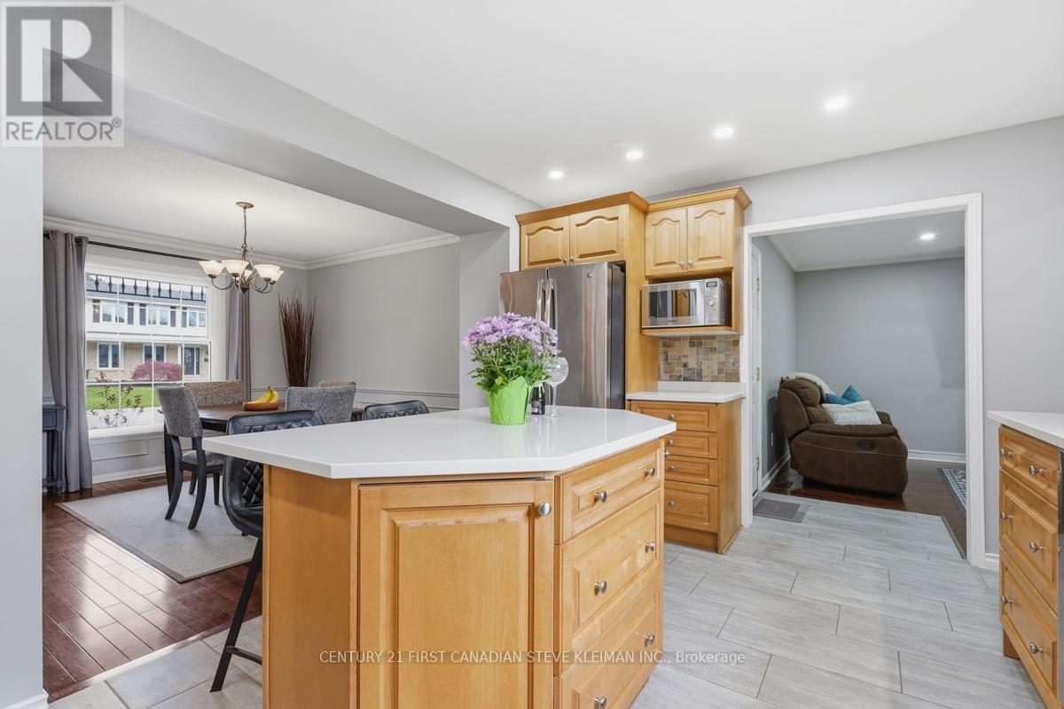 76 SPENCER CRESCENT - 11