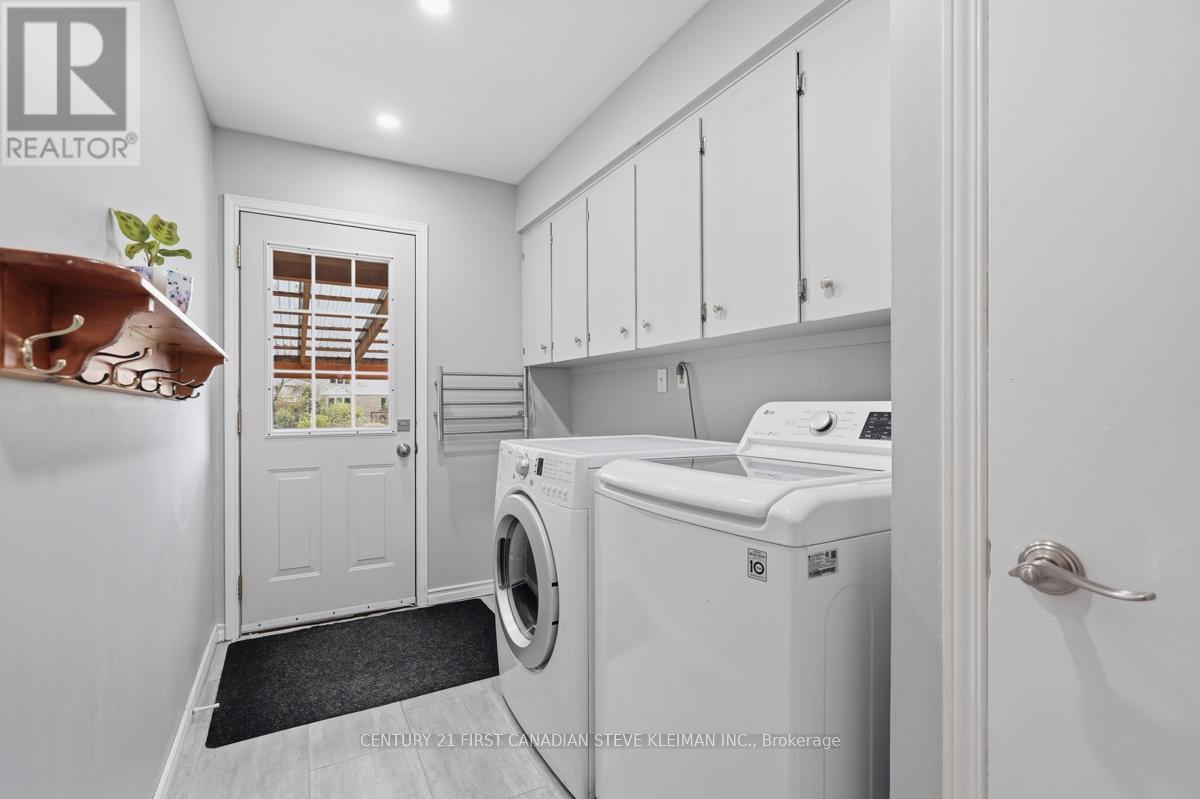 76 SPENCER CRESCENT - 18