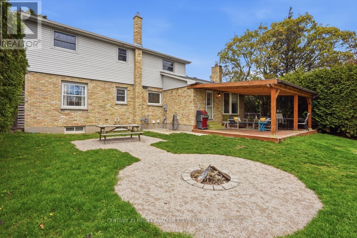 76 SPENCER CRESCENT - 39