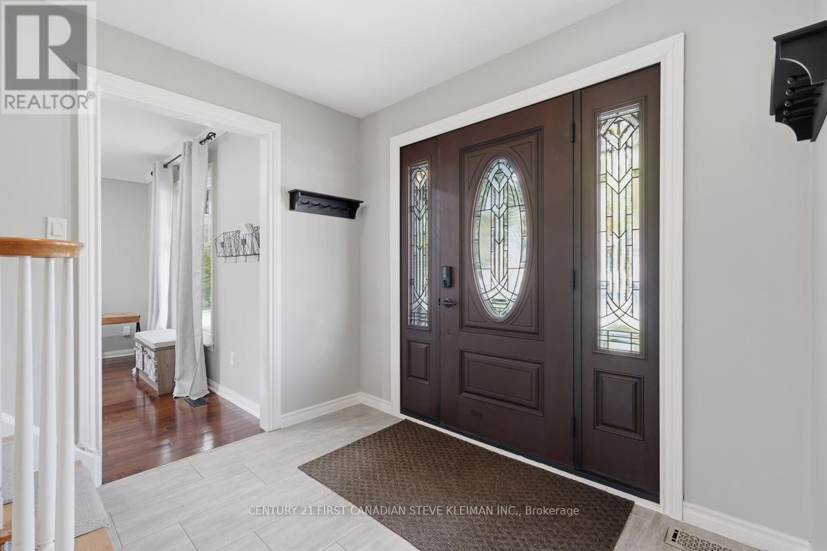 76 SPENCER CRESCENT - 6
