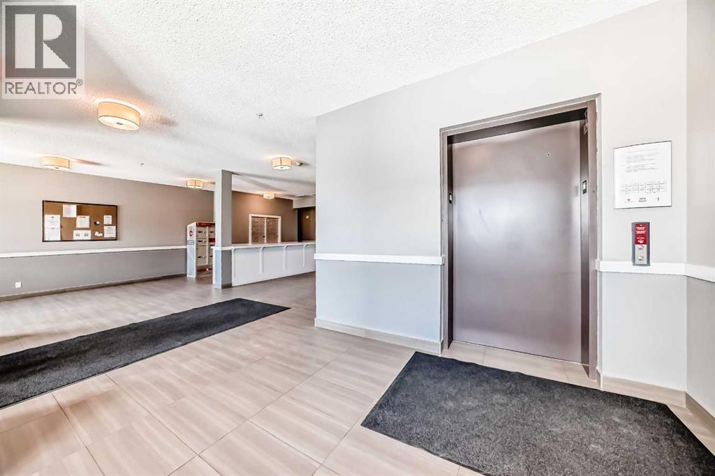 #313 20 Sage Hill Terrace NW - 44