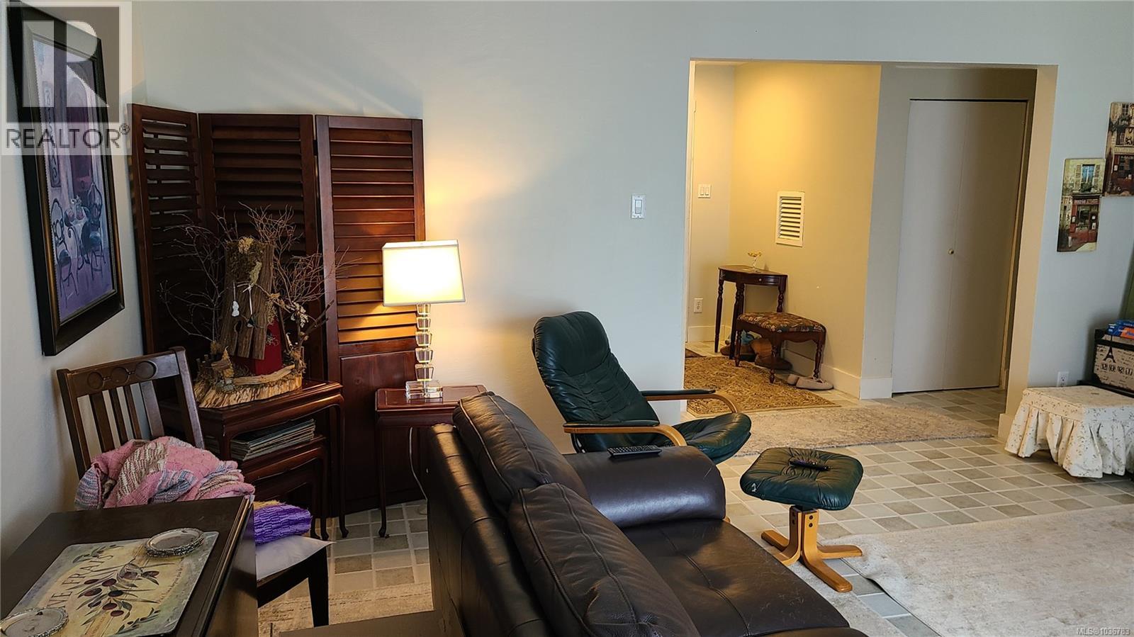 2262 Grafton Ave - 5