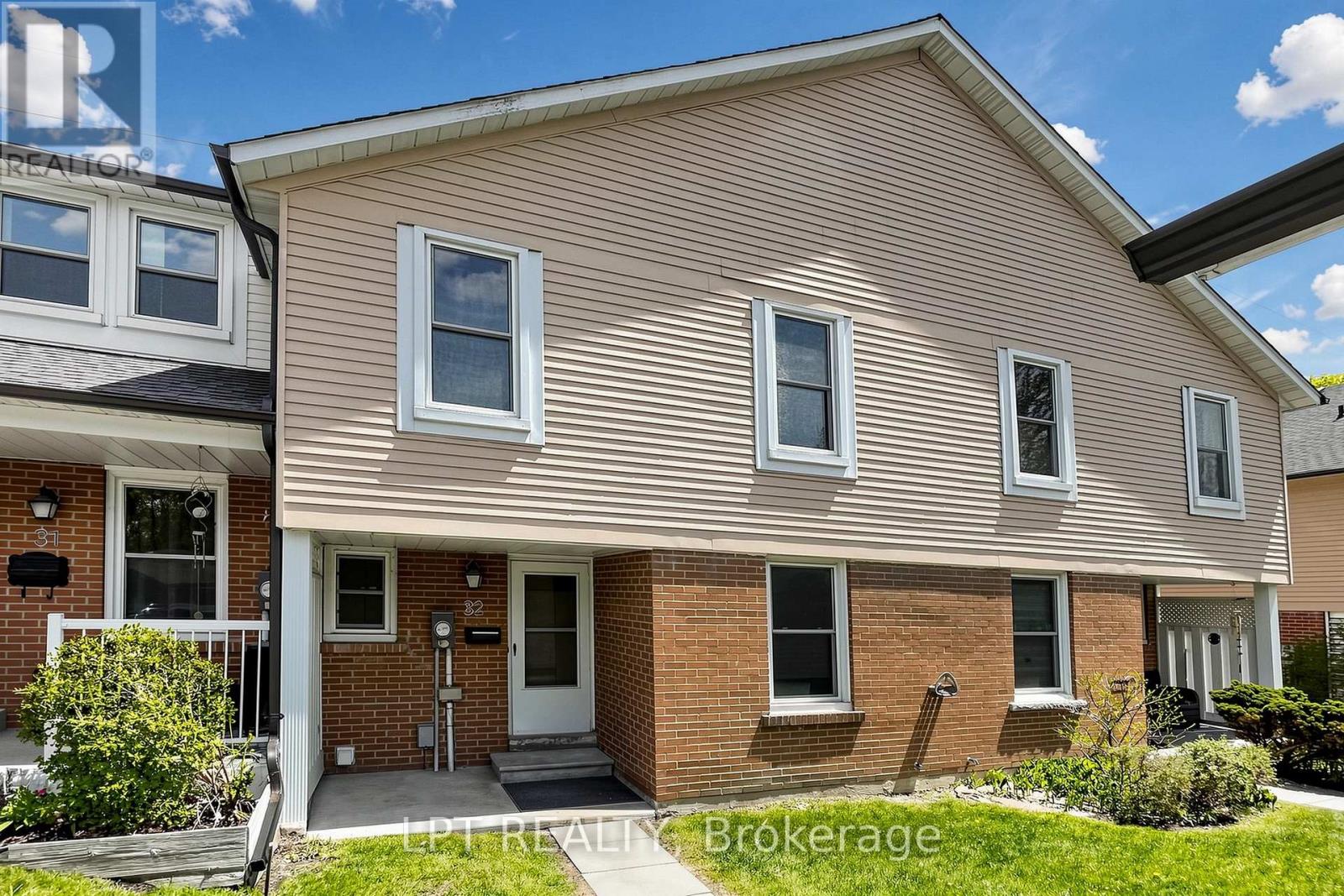 #32 1055 CENTRAL PK BOULEVARD N - Image 2