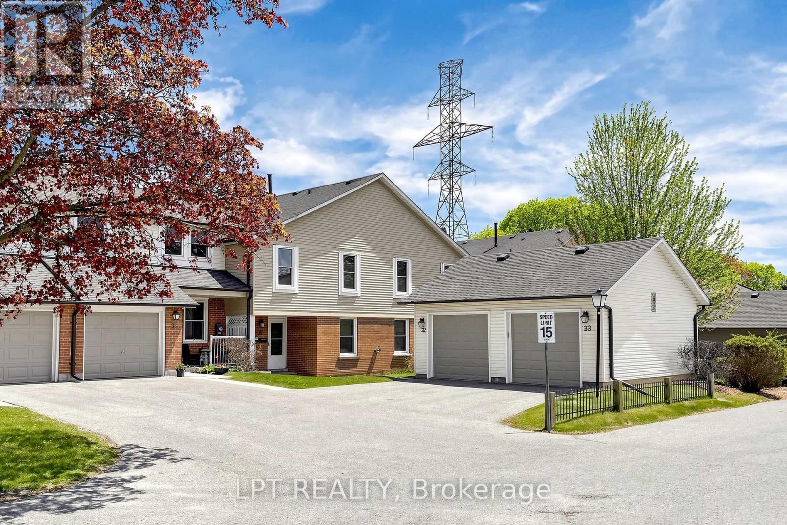 #32 1055 CENTRAL PK BOULEVARD N - 1