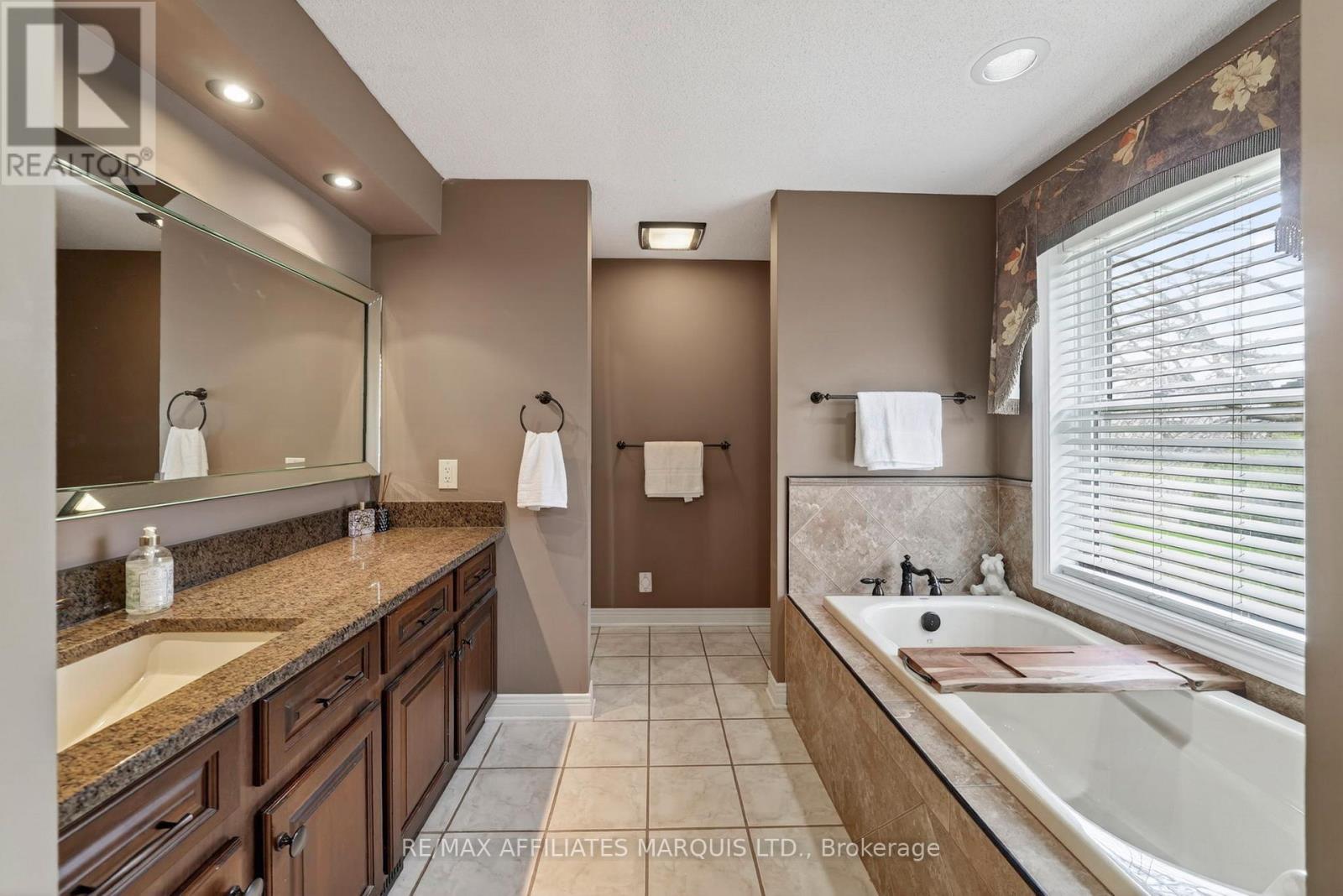 1613 BLAKELY DRIVE - 20