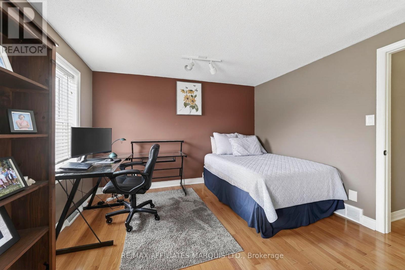 1613 BLAKELY DRIVE - 24