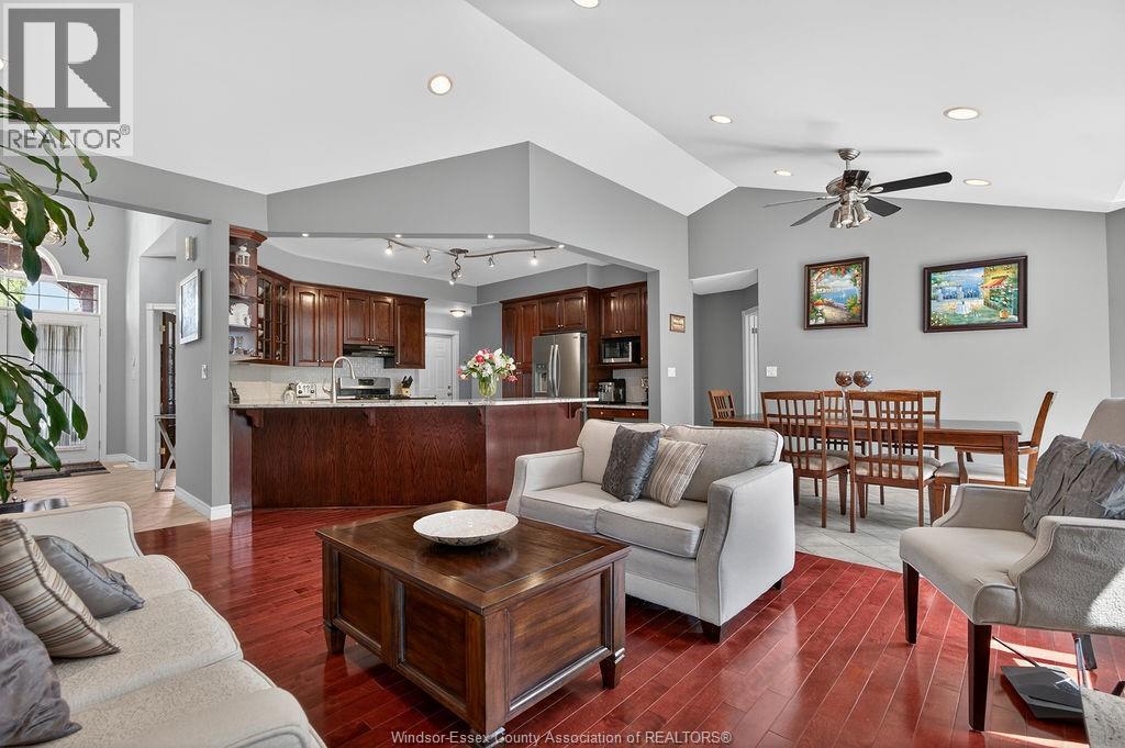 4767 Shadetree - 10