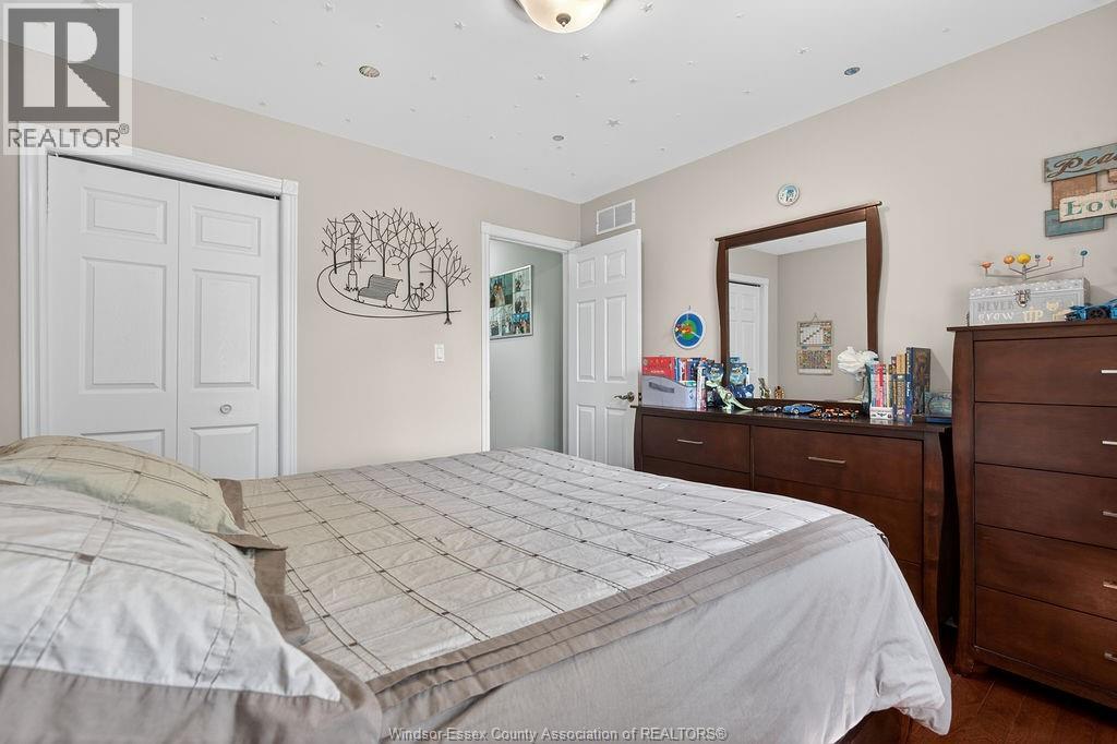 4767 Shadetree - 29