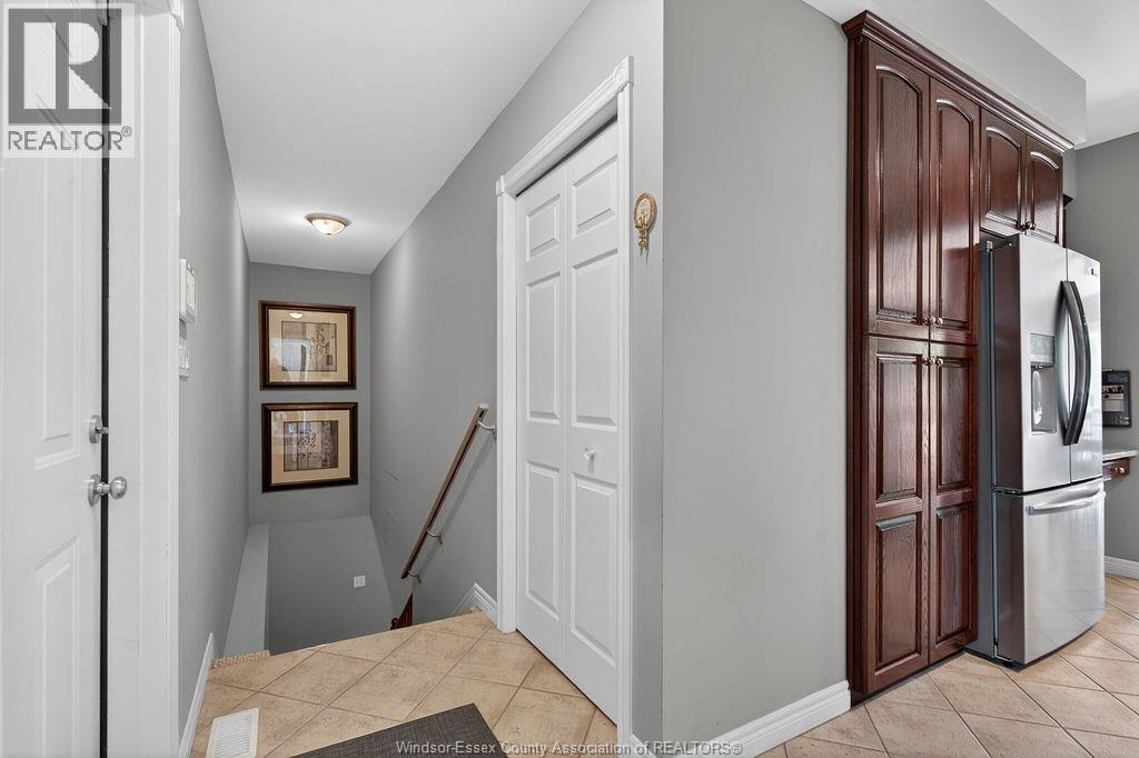 4767 Shadetree - 30