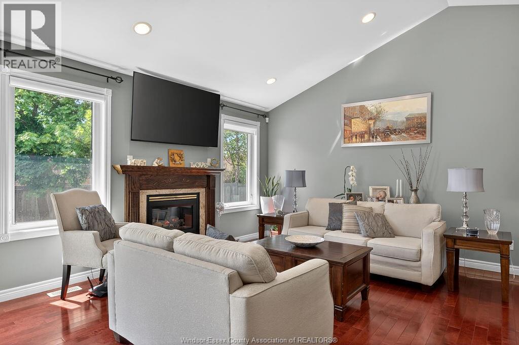 4767 Shadetree - 9