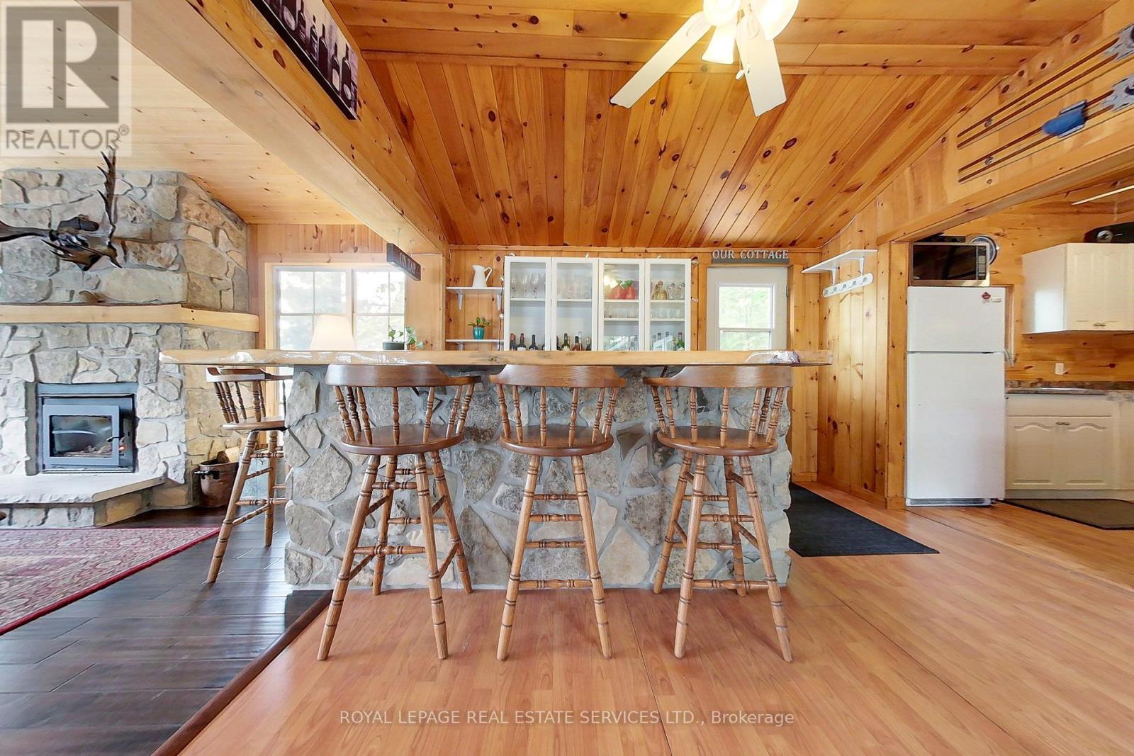 347 WESLEMKOON LAKE - 14