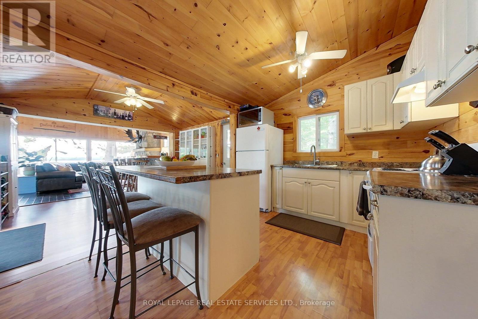 347 WESLEMKOON LAKE - 18